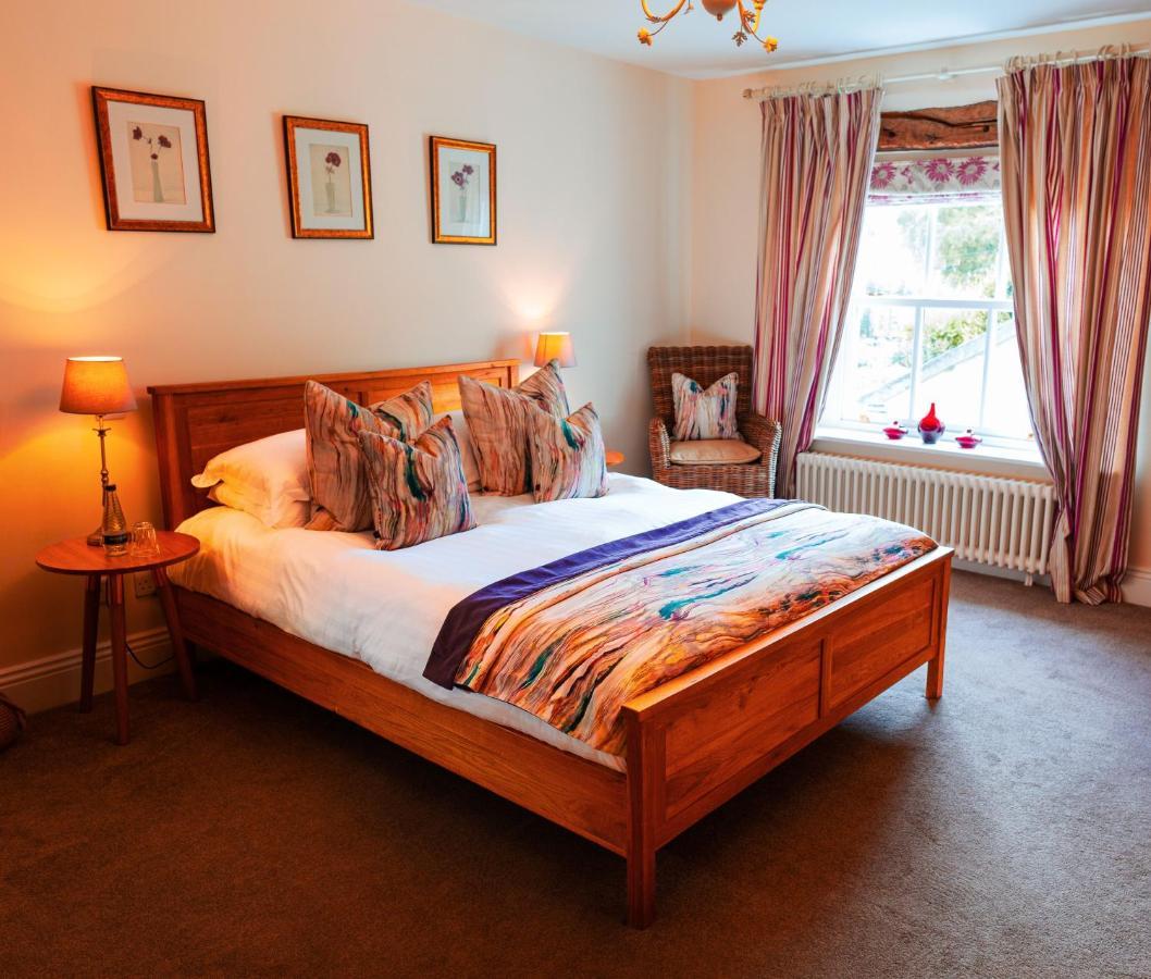Plough Inn Lupton Kültér fotó