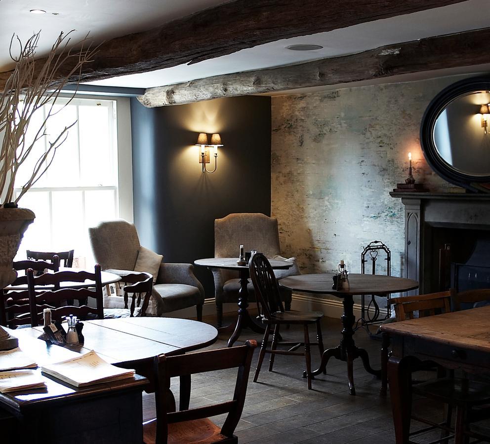 Plough Inn Lupton Kültér fotó