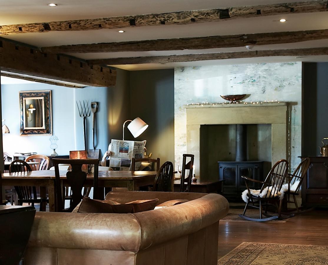 Plough Inn Lupton Kültér fotó