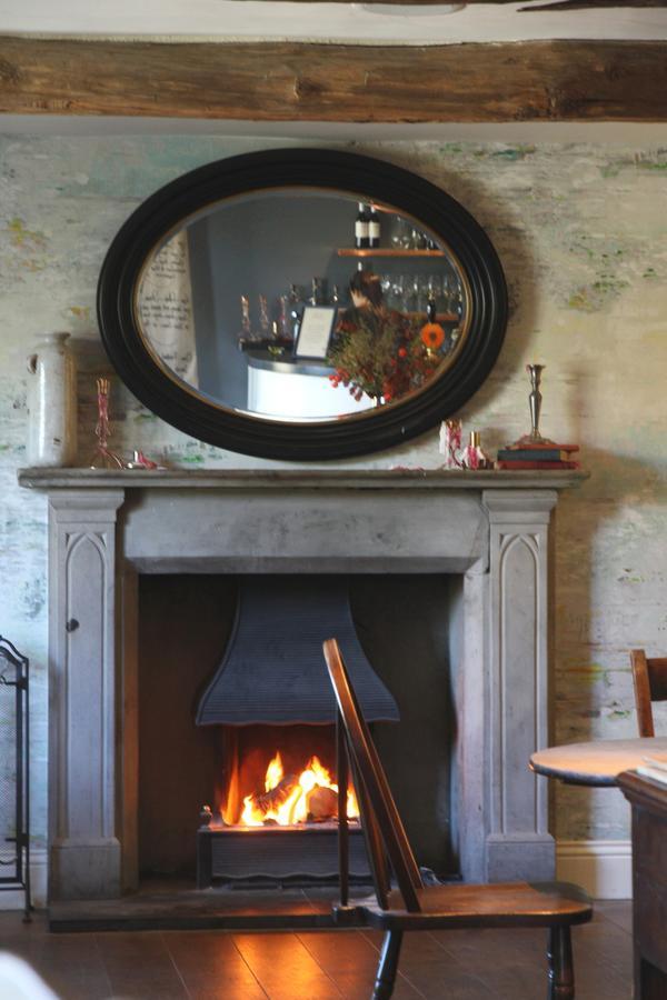 Plough Inn Lupton Kültér fotó
