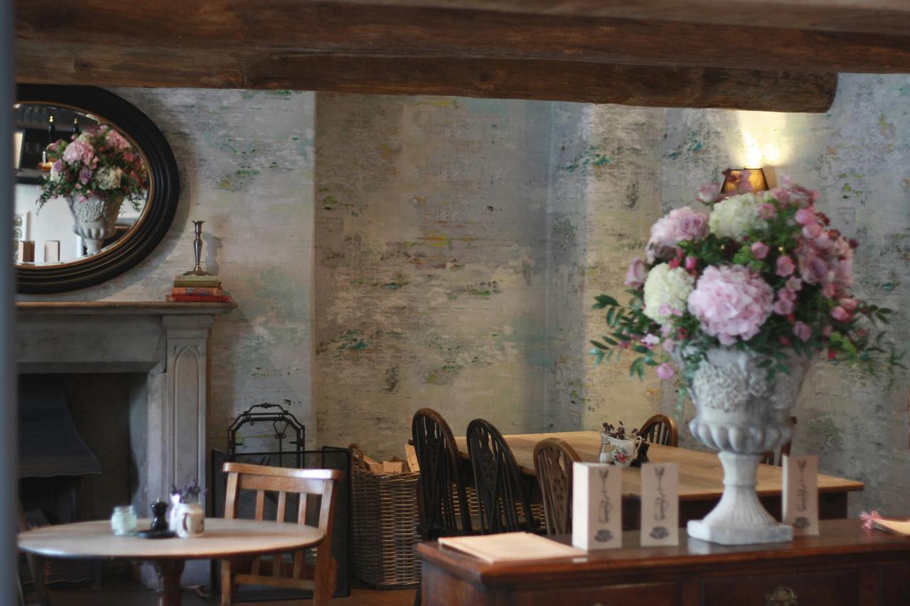 Plough Inn Lupton Kültér fotó