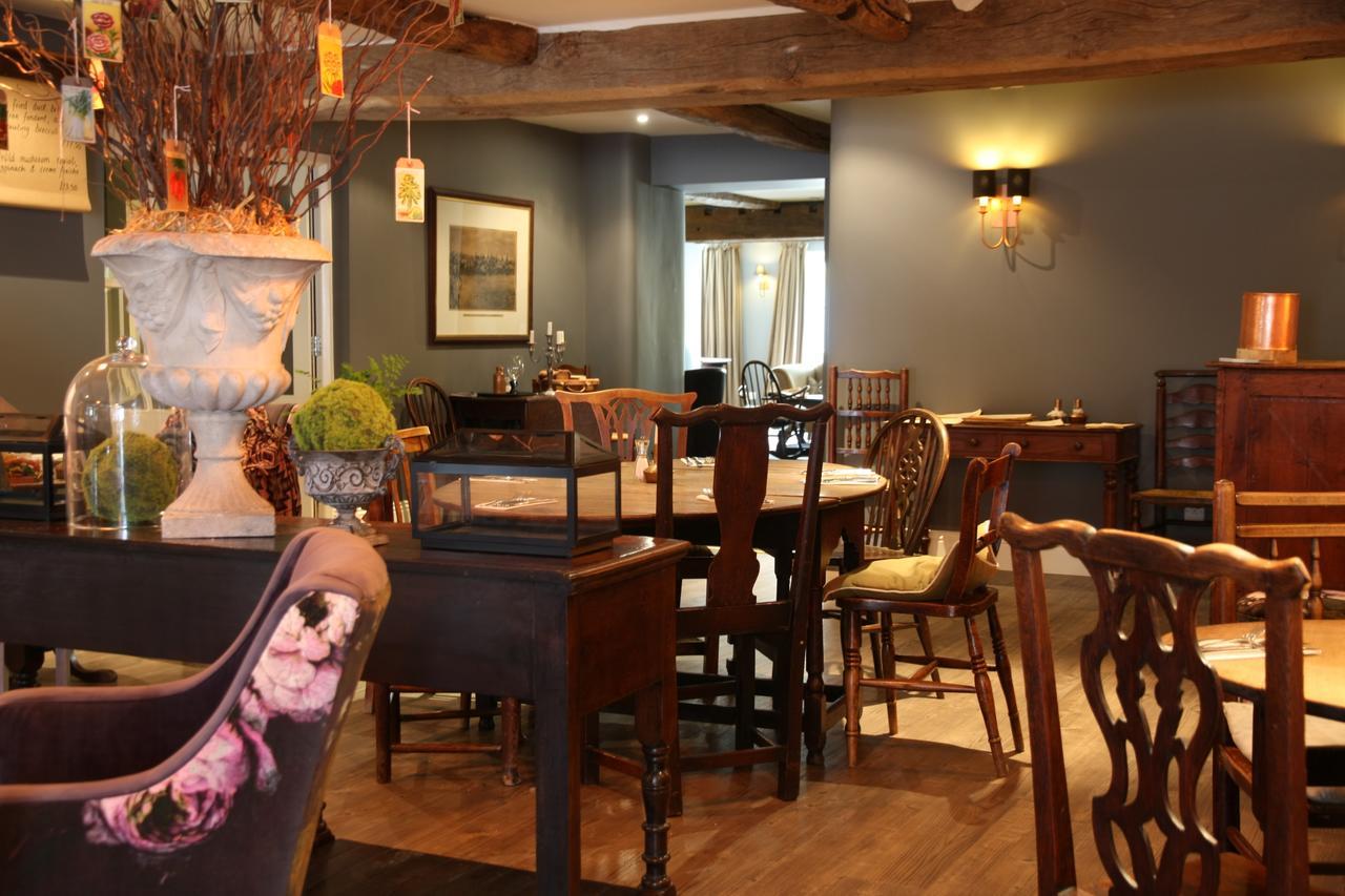 Plough Inn Lupton Kültér fotó